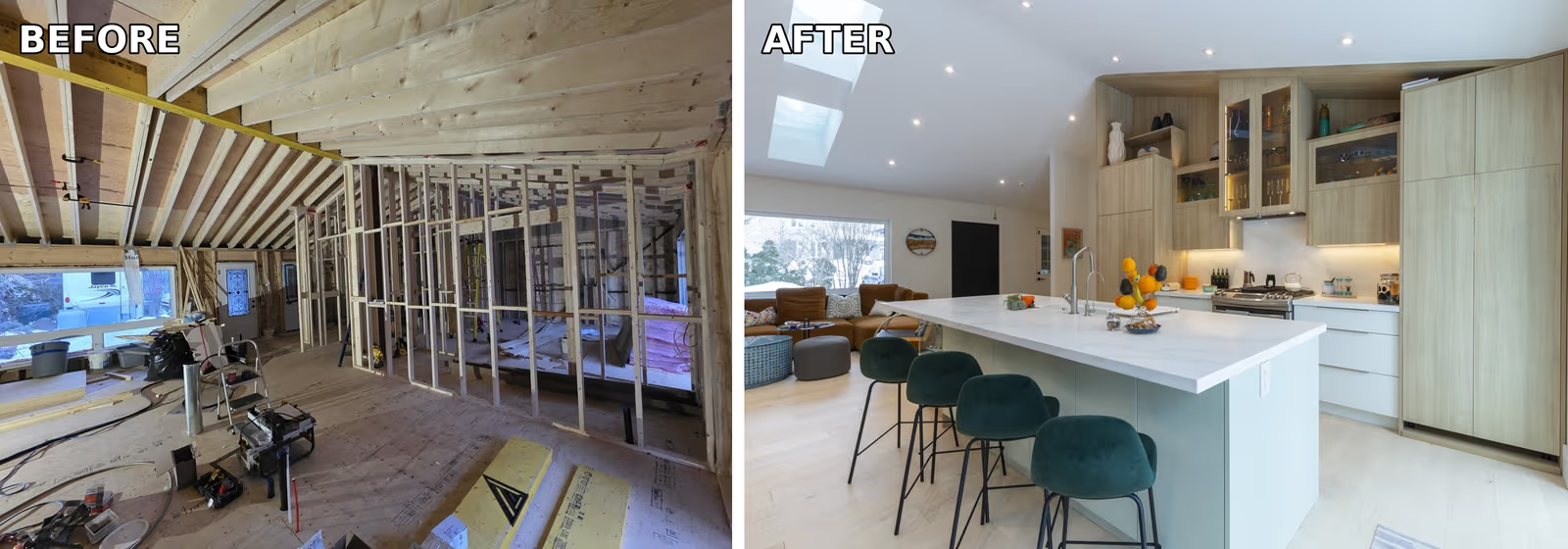 Comparaison avant et après d’une rénovation résidentielle montrant une maison en construction avec charpente apparente transformée en une cuisine moderne à aire ouverte avec grand îlot central. / Before-and-after comparison of a residential renovation showing a home under construction with exposed framing transformed into a modern open-concept kitchen featuring a large central island.